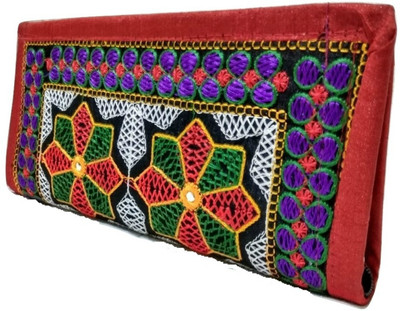 

GiftingTree Casual Multicolor Clutch
