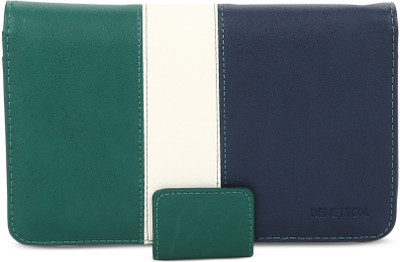 

United Colors of Benetton Casual Green Clutch