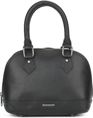 

United Colors of Benetton Hand-held Bag(Black)