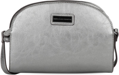 

United Colors of Benetton Shoulder Bag(Grey)
