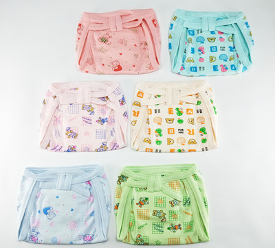 

Aayat Kids Skin Friendly New Born Small Size Multi-Colourful Printed Hosiery Cotton Cushion Padded Double Trap S7 - S(6 Pieces)