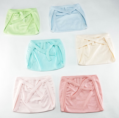

Aayat Kids Skin Friendly New Born Small Size Multi-Colourful Plain Hosiery Cotton Double Trap S1 - S(6 Pieces)