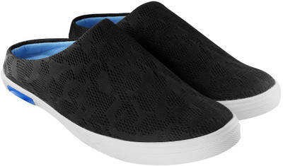 Blinder Slip On Sneakers For Men(Black