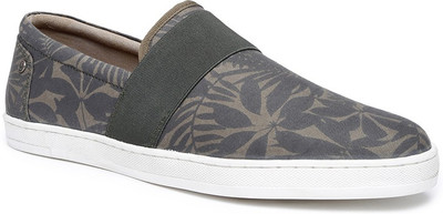 

Allen Solly Outdoors For Men(Green