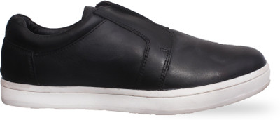 

MAGHPAUSH Sneakers For Men(Black