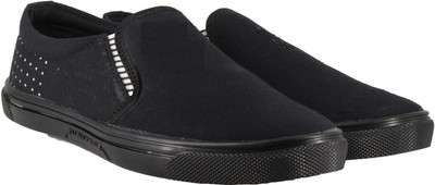 

LeatherKraft Black Slip-on Casuals For Men(Black