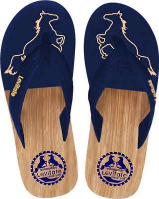 

Levitate DUAL WOOD HORSE Flip Flops, Wood navy