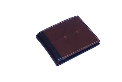 

APF COLLECTION Men Brown Genuine Leather Wallet(8 Card Slots)