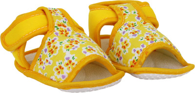 

Neska Moda Floral 0 To 12 Month Baby Booties(Toe to Heel Length - 12 cm Yellow)