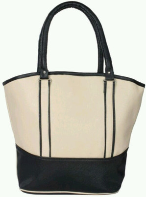 

CHHAVI INDIA Shoulder Bag(White)
