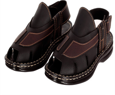 28 OFF on eco soft Men Black Brown Flats on Flipkart
