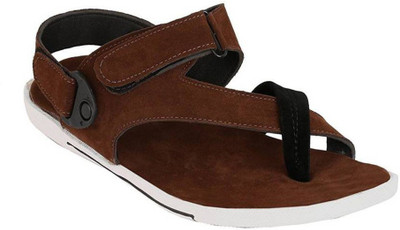 

Barton Men Brown Casual