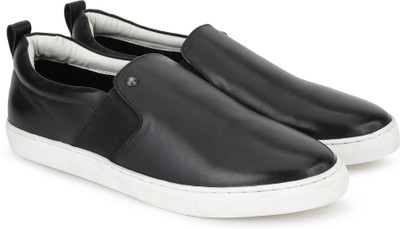 numero uno white sneakers