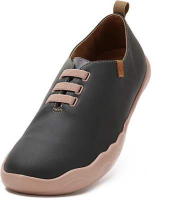 

UIN Casuals For Men(Black