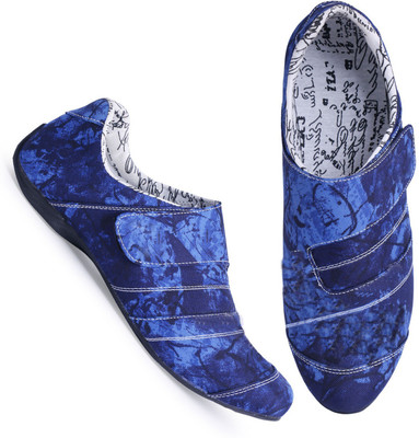 

Kaneggye Casuals For Men(Blue, Royal blue