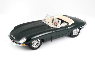 

Bburago 1:18 1961 Jaguar "E" Cabriolet(Green)