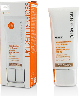 

Dr Dennis Gross Instant Radiance Sun Defense Sunscreen Broad Spectrum SPF 40- Medium - Deep(50 ml)