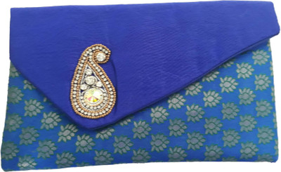 

HimalayaHandicraft Casual Blue Clutch
