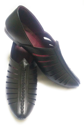 

kolhapuri Jutis For Men(Brown, Black