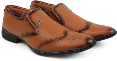 

Zixer Brogues For Men(Tan