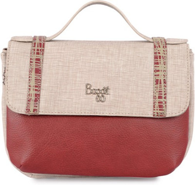 

Baggit Hand-held Bag(White)