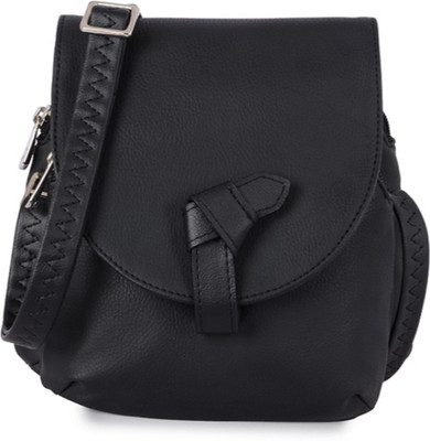 

Baggit Women Black PU Sling Bag
