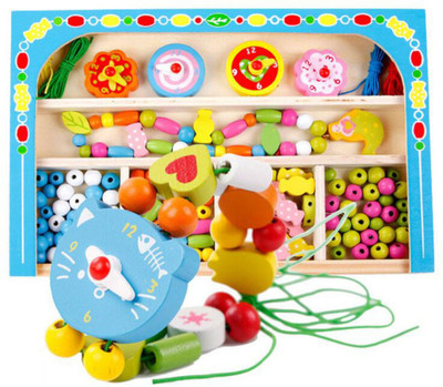 

Akrobo Wooden Jewelry Bead Set for girls and kids