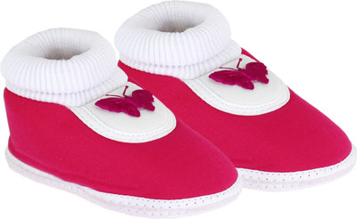 

Neska Moda Butterfly 6 To 18 Month Baby Booties(Toe to Heel Length - 12 cm Pink)