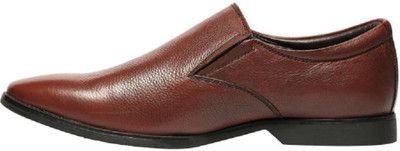 

Hush Puppies By Bata AARON PLAIN SLIP ON Slip On For Men(Brown