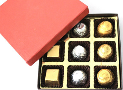 

Zoroy Luxury Chocolate Delite box of 9 Fudges(108 g)