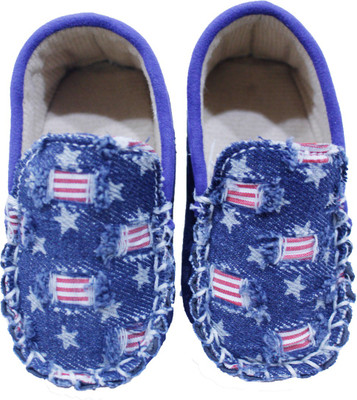 

Toys Factory Boys & Girls Velcro Loafers(Multicolor, Multi