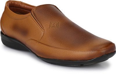 

BIG JUNIOR Partywear Formal Shoes Slip On For Men(Brown