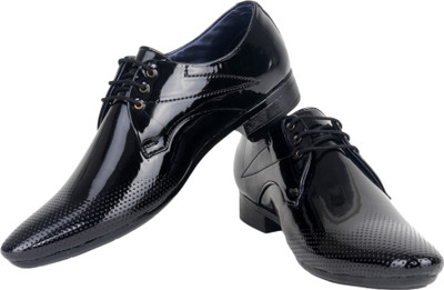 

Yellow Tree Derby For Men(Black