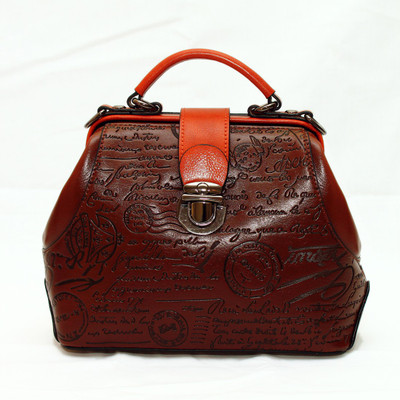 

Ticara Town Hand-held Bag(Brown)