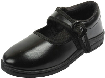 

Kundra Girls Strap Walking Shoes(Black, Black 27