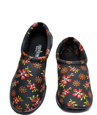 

FOOTSTAIR Casuals For Women(Multicolor, Black red