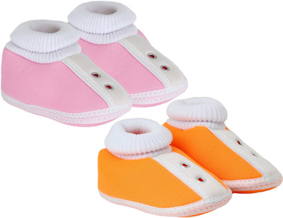 

Neska Moda 0 To 12 Month Set Of 2 Baby Booties(Toe to Heel Length - 12 cm Orange)