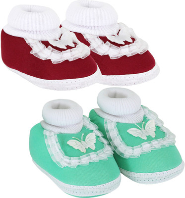 Neska Moda 0 To 12 Month Set Of 2 Baby Booties(Toe to Heel Length - 12 cm Maroon)