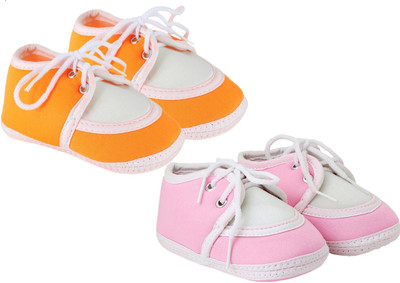 

Neska Moda 0 To 12 Month Set Of 2 Baby Booties(Toe to Heel Length - 12 cm Orange)