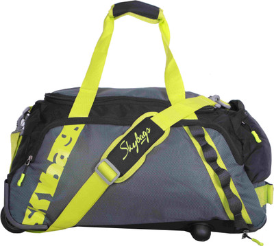 skybags duffle bag