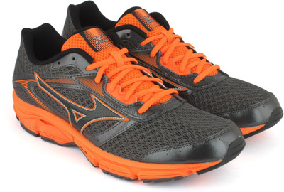 

Mizuno WAVE IMPETUS 4 Running Shoes For Men(Black, Orange, Dark shadow / black / orange clown fish