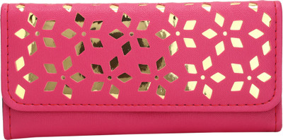 

HOT THREADS Casual Pink Clutch