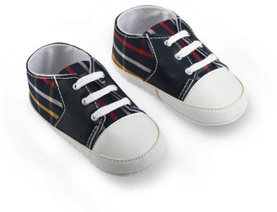 

L.K.Vyapaar Pvt Ltd Boys & Girls Lace Sneakers(Black