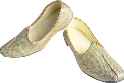 

Harshvardhanmart Boys & Girls Slip on Jutis(Gold, Golden