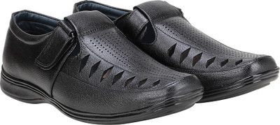 

Koxko Men Black Casual