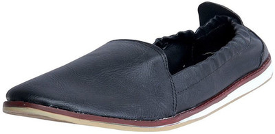 

wellfoot Casuals For Men(Black