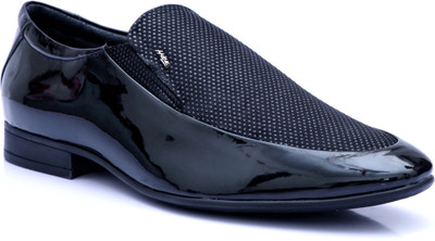 

Hitz Hitz Men's Black Patent Leather Slip On Formal Shoes Slip On For Men(Black