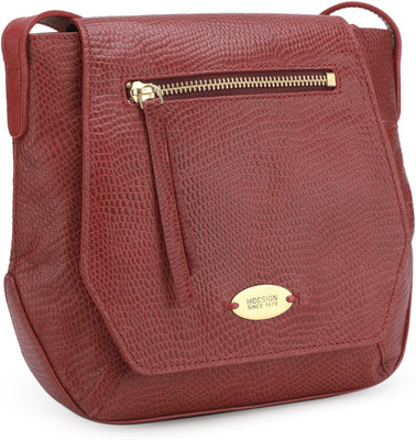 

Hidesign Women Casual Red Genuine Leather Shoulder Bag