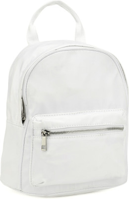 

Forever 21 BACKPACK 1.5 L Backpack(White)