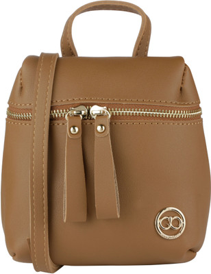 

Gio Collection Sling Bag(Brown)